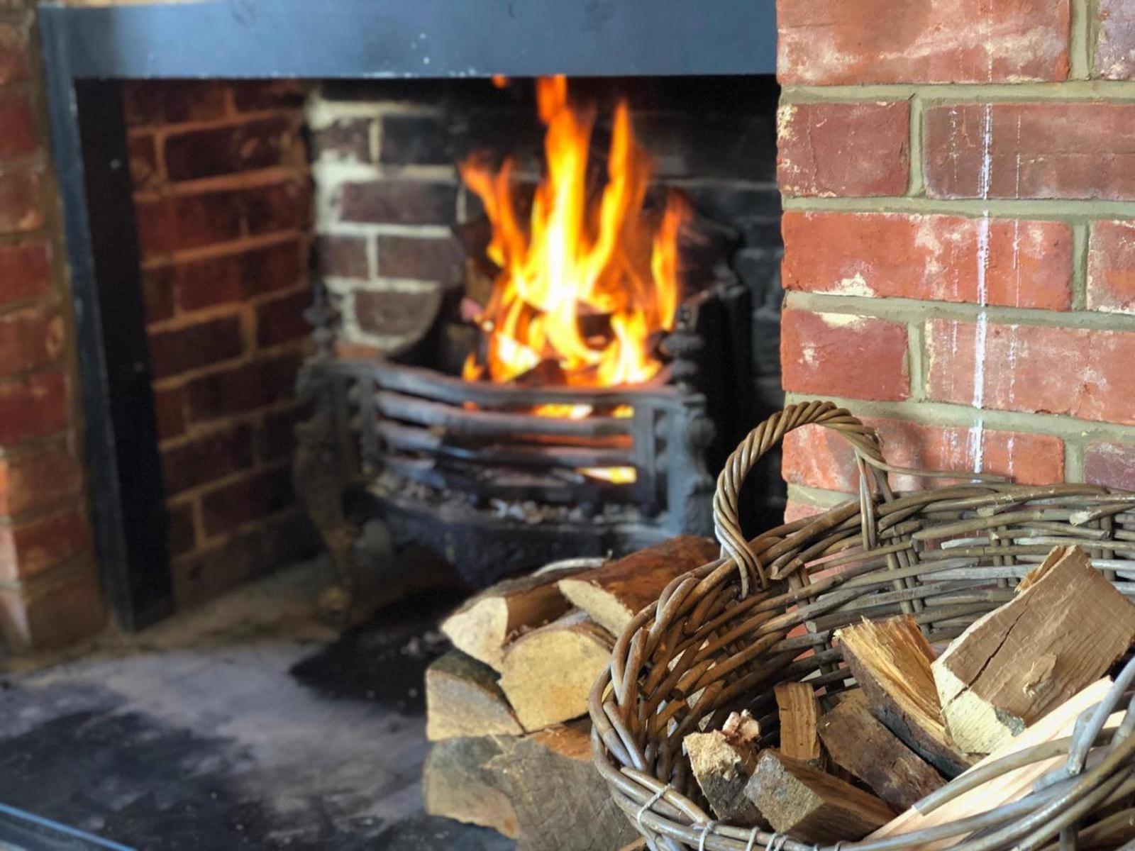 The Mortimer Arms (Adults Only) Romsey Dış mekan fotoğraf