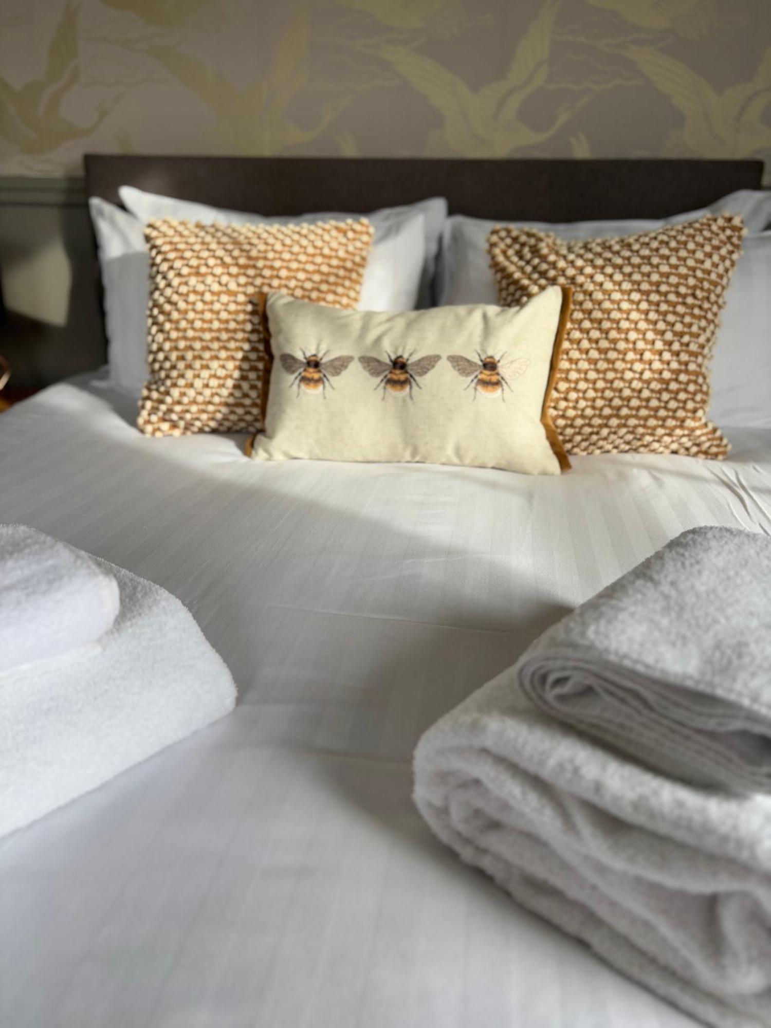 The Mortimer Arms (Adults Only) Romsey Dış mekan fotoğraf