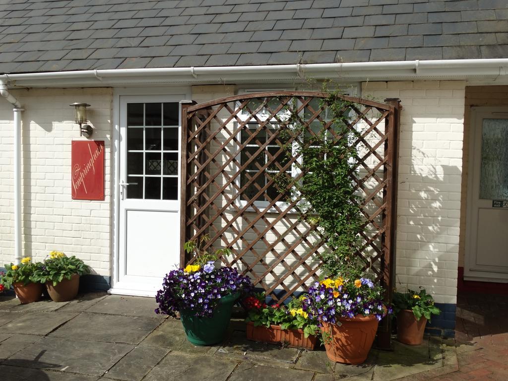 The Mortimer Arms (Adults Only) Romsey Dış mekan fotoğraf