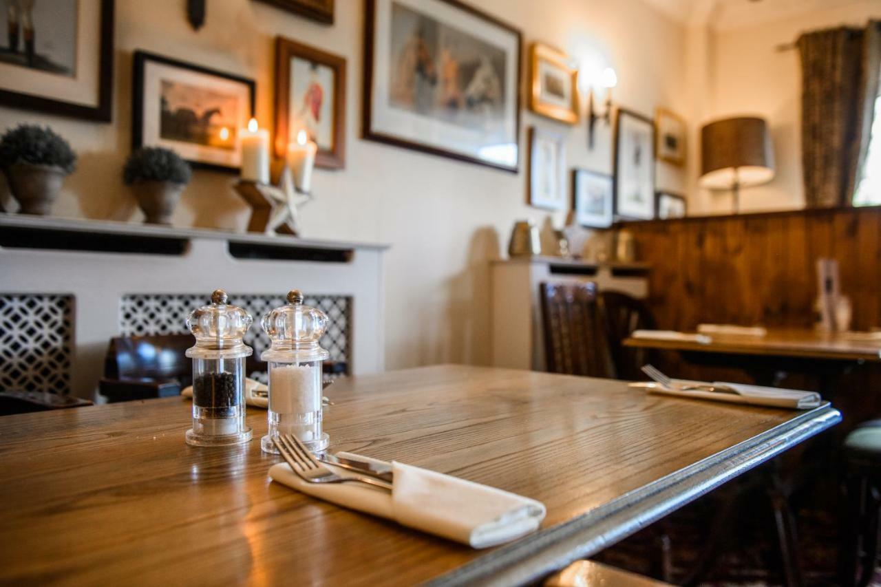The Mortimer Arms (Adults Only) Romsey Dış mekan fotoğraf