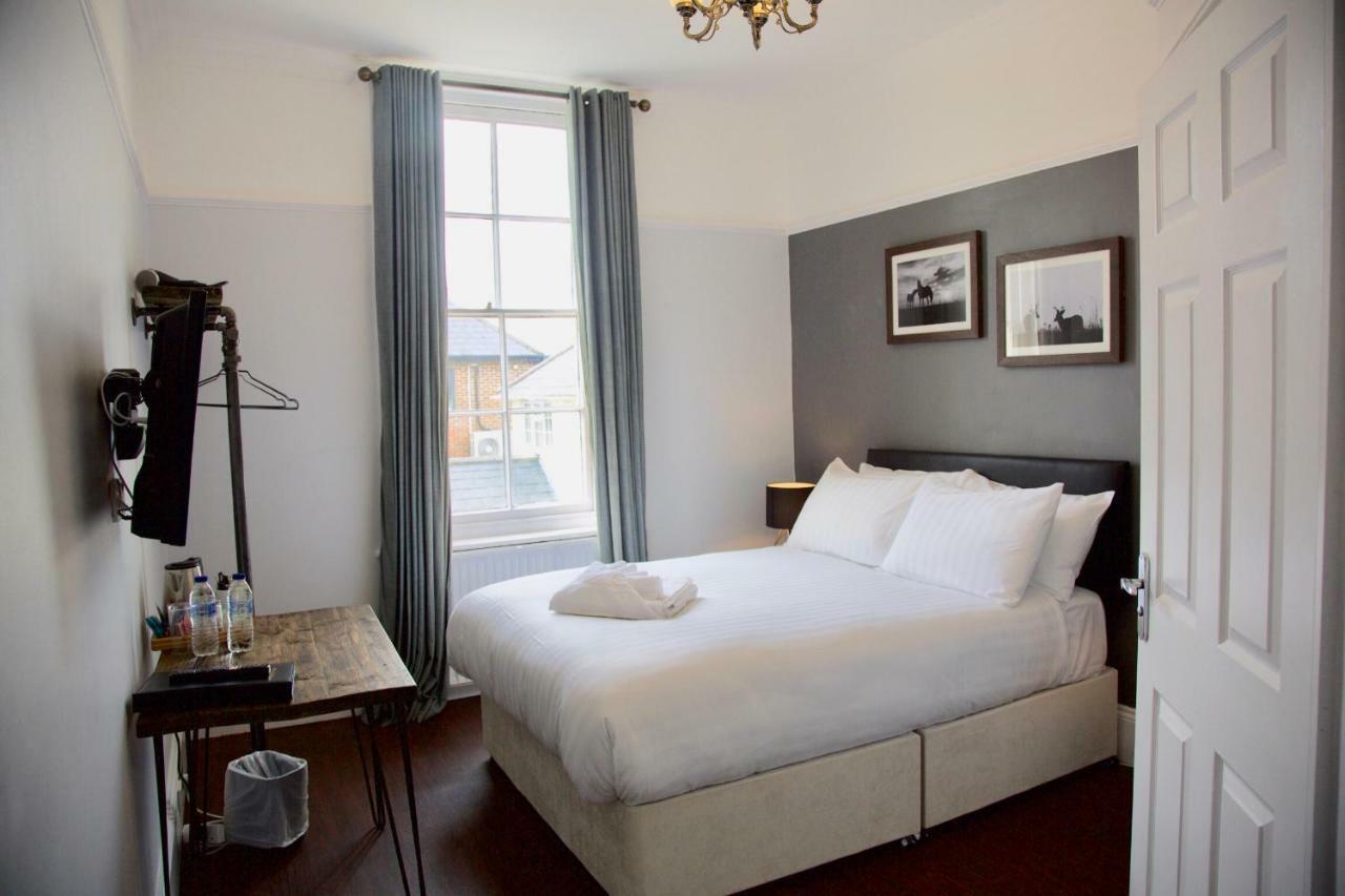 The Mortimer Arms (Adults Only) Romsey Dış mekan fotoğraf