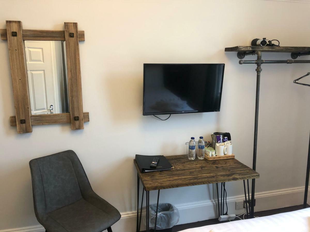The Mortimer Arms (Adults Only) Romsey Dış mekan fotoğraf